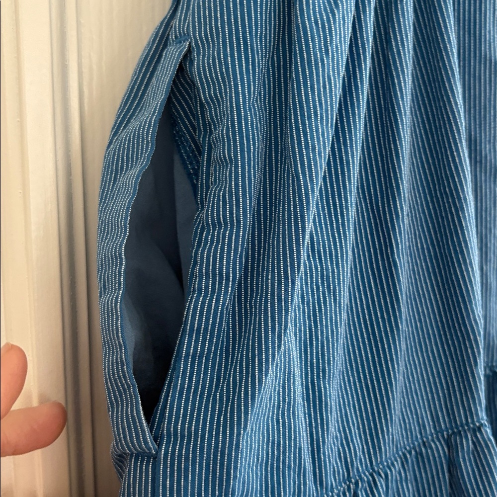 Madewell Button Front tiered Blue and White striped Midi Dress Women’s Size 8 - Picture 7 of 9